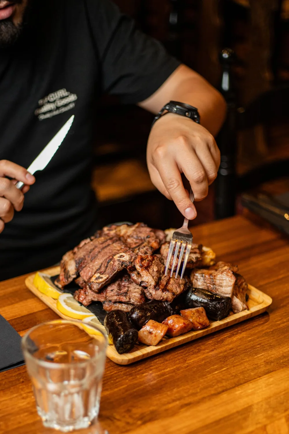 Mesa de buffet libre en Asado Libre Barcelona
